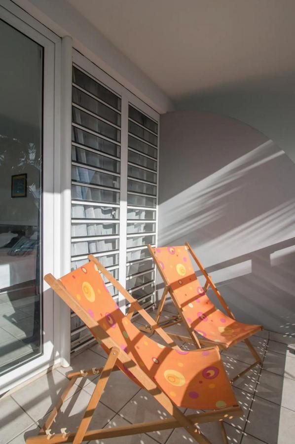 Апартаменти Un Pied-A-Terre Face A La Marina Le Marin Екстер'єр фото